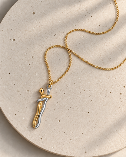 Hug Necklace