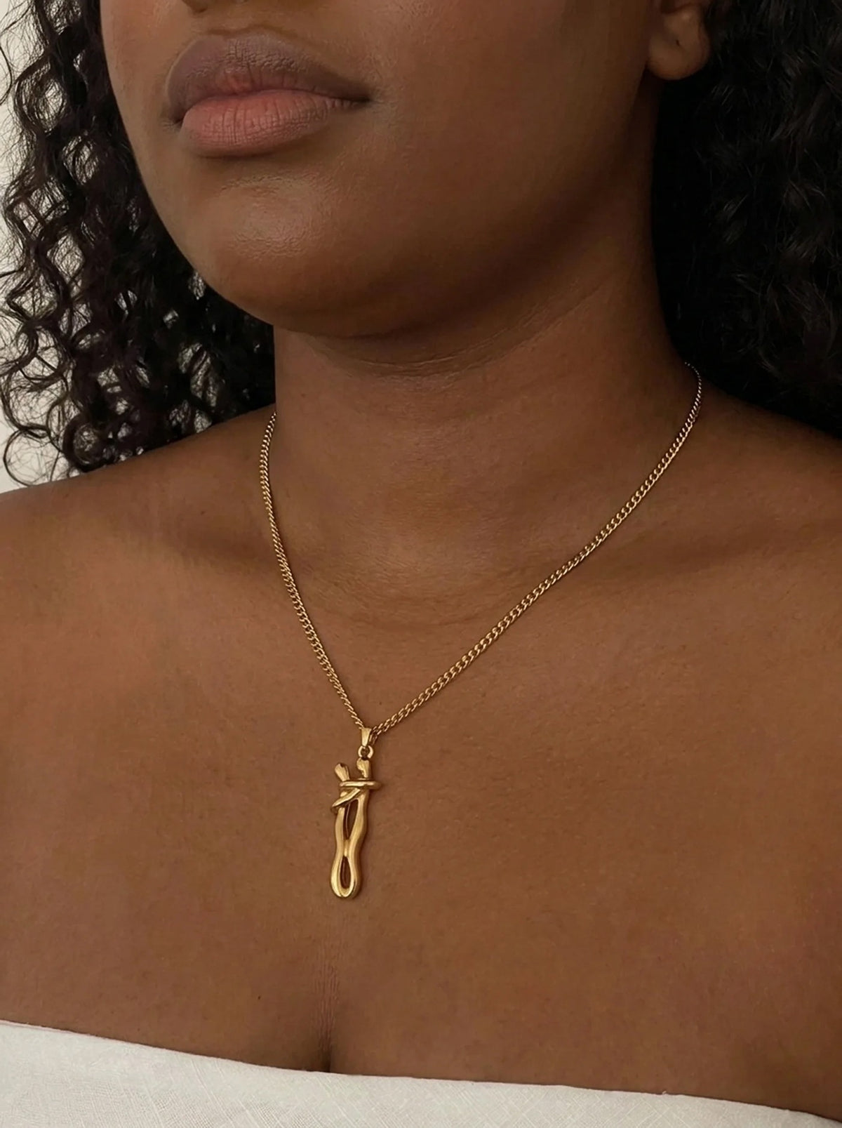 Hug Necklace
